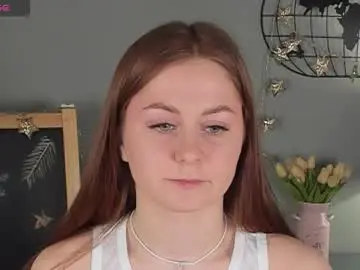 Alettablacck  live sex cam