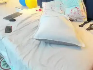 Angyrios  live sex cam