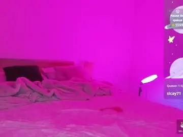 Anthonelaa777  live sex cam