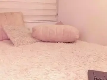Babe_sophiee1  live sex cam