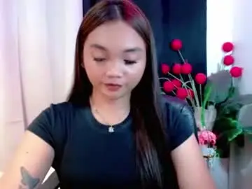 Holy_shine  live sex cam