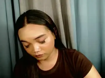 Holy_shine  live sex cam