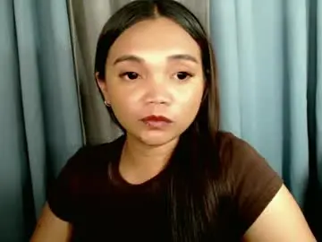 Holy_shine  live sex cam