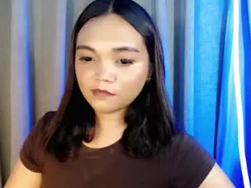 Holy_shine  live sex cam