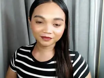 Holy_shine  live sex cam