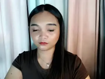 Holy_shine  live sex cam