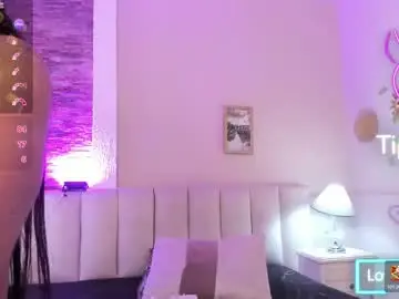 Keniavelvet_  live sex cam