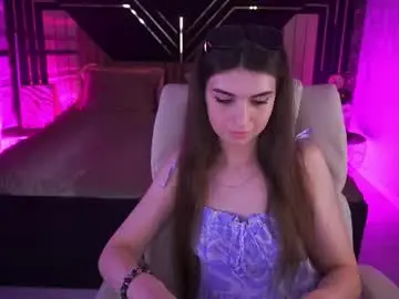 Kyliejoyys  live sex cam