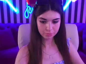 Kyliejoyys  live sex cam