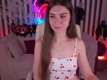 Kyliejoyys  live sex cam