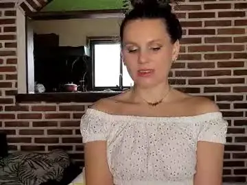 Luciennedelossantos  live sex cam