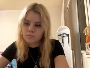 Mapleduonola  live sex cam