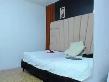 Megan_hally  live sex cam