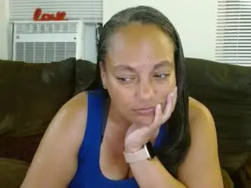 Nala_thickk  live sex cam