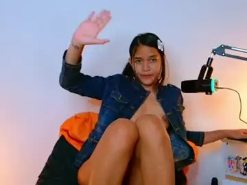 Natchac  live sex cam