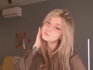 Purple_averge  live sex cam