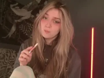 Purple_averge  live sex cam