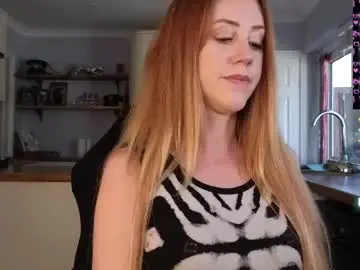 Stripmequick  live sex cam