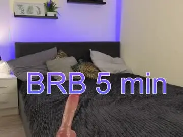 Umia_sennya  live sex cam