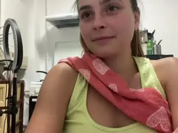 Yzza_suave  live sex cam