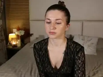 Alicebellamy  live sex cam