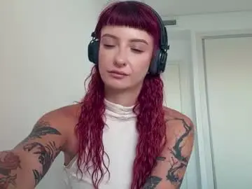 Alicehitch  live sex cam