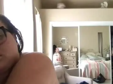 Babygurlbubbles  live sex cam