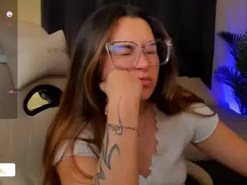 Dakottaa__  live sex cam