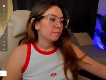 Dakottaa__  live sex cam