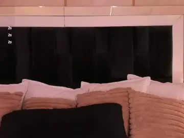 Gretavelvet  live sex cam