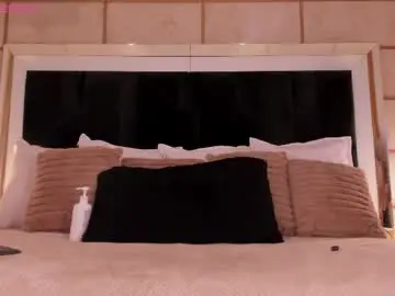 Gretavelvet  live sex cam