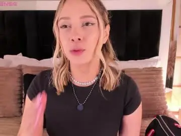 Gretavelvet  live sex cam