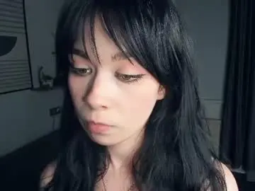 Kenishacager  live sex cam