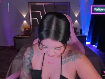 Lunna_roosee  live sex cam