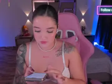 Lunna_roosee  live sex cam