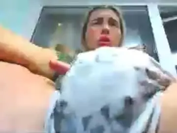 Mia_sunnyy  live sex cam