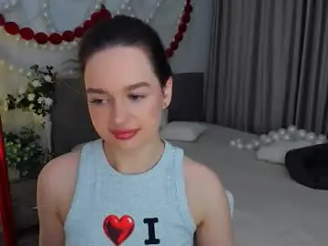 Miraclecurly  live sex cam