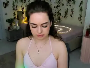 Miraclecurly  live sex cam