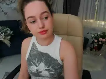 Miraclecurly  live sex cam