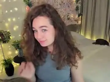 Miraclecurly  live sex cam