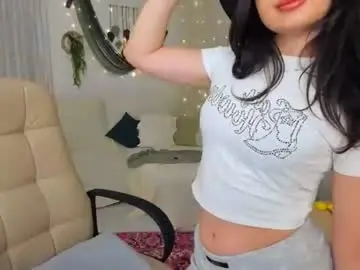 Miraclecurly  live sex cam