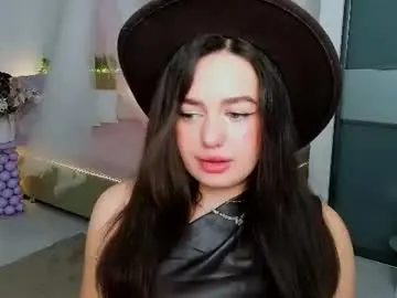 Miraclecurly  live sex cam