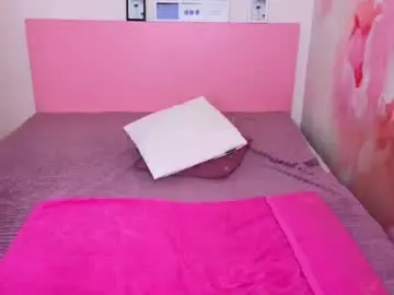 Noirdiva  live sex cam