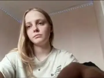 Shellyporter  live sex cam