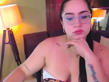 _sofiajones_  live sex cam