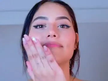 Cutewofy  live sex cam