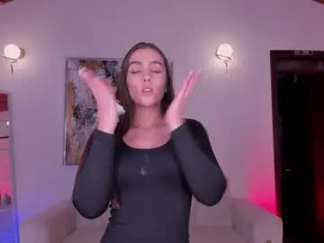 Dolciieelliot  live sex cam