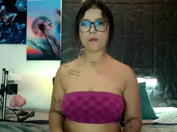 Graceymilf999  live sex cam