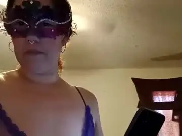 Hurricane69666  live sex cam