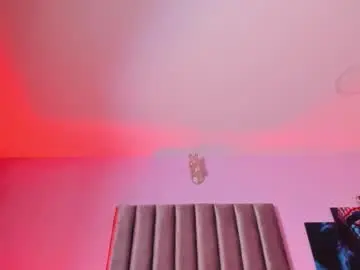 Isabella_flowerss  live sex cam